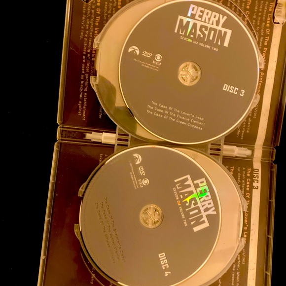 Perry Mason Season 6 Volume 2 / 4 Disc Set Mint condition EUC - Picture 4 of 5